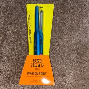 Bed Head Tigi Pixie on Point Straightener